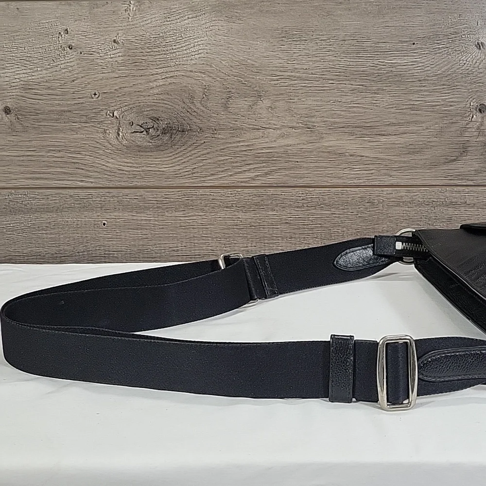 Coach Charles Black Leather Crossbody Messenger Ipad  Bag